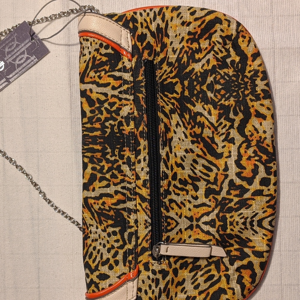 Jennifer Lopez Cheetah Shoulder Bag - Picture 4 of 11